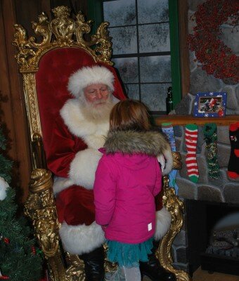 Santa Santa White House